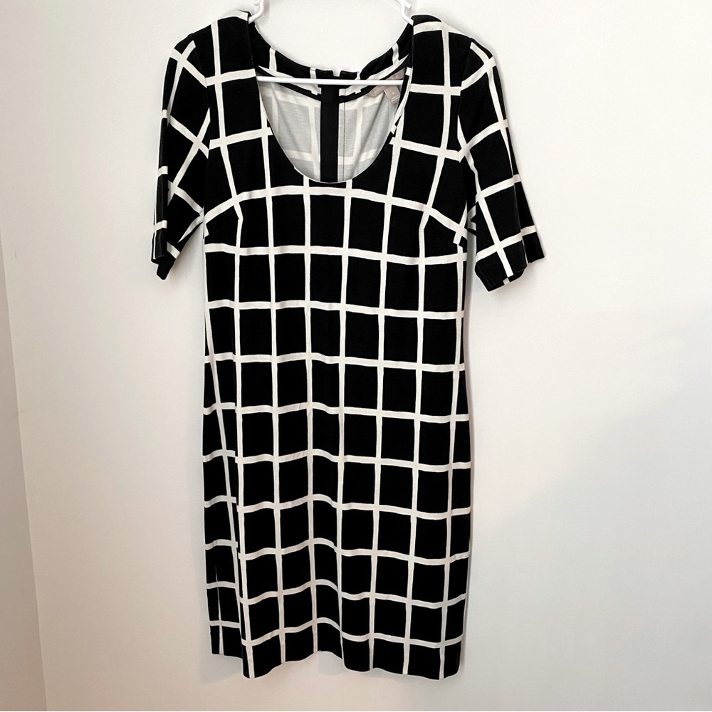 Banana Republic Black and White Grid Print Scoop Neck Knit Dress